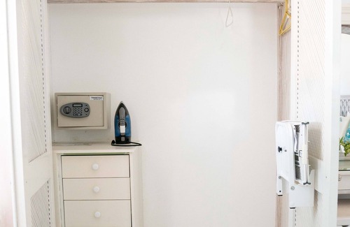 Speightstown Apartment | Delightful 1-bed beachside rental -SEA SHELL
