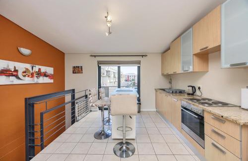 Salt River Apartment | Delightful 2BD Townhouse in Woodstock