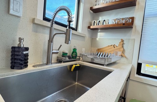 Nob Hill House | Delightful 3-bedroom 1.5 bath house in San Francisco