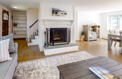 Cataumet House | Delightful coastal escape near the bay with large yard, gas grill, & free WiFi