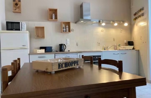 Aubeterre-sur-Dronne House | Delightful 2-bedroom townhome in Aubeterre-sur-Dronne ECHOPPE