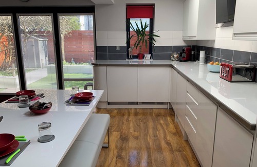 Brighton Bed & Breakfast | Delightful luxury bath and breakfast 3