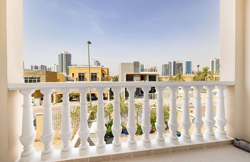 Jumeirah Village Circle Villa | Delightful & Spacious 2BR Villa in JVC