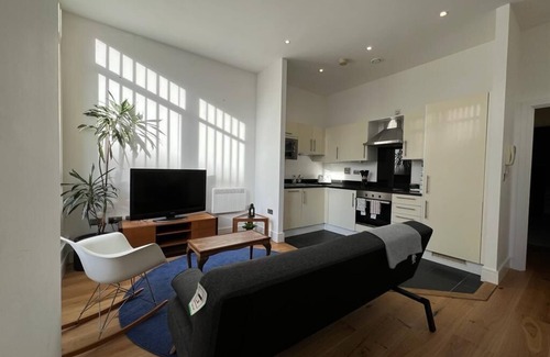 Southwark Apartment | Delightful & Spacious Flat in London - Peckham