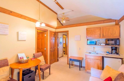 Fredericktown House | Delightful Weekend Getaway for the Perfect Outdoor Experience near Mansfield, Ohio