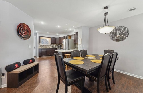 Lake Delton House | Dells Lake Villa At Lighthouse Cove Condominiums with Boat Slip