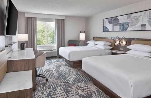 Toledo Hotel | Delta Hotels by Marriott Toledo
