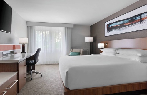 South Burlington Hotel | Delta Hotels by Marriott Burlington