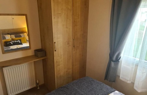 Clacton-on-Sea Resort | Delux Caravan - 29 Beach Walk