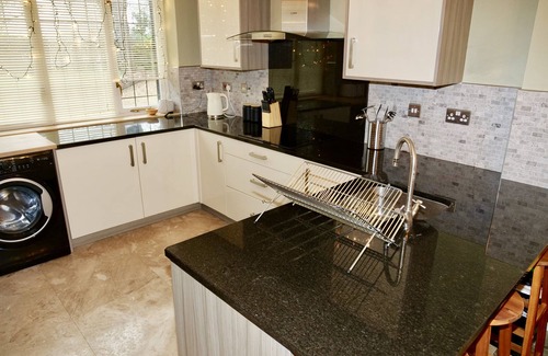 Howlett End House | Deluxe 4/5 Bed Hot Tub Cinema Room 15
