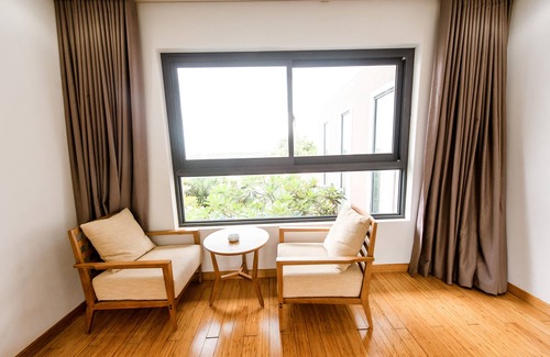Ngu Hanh Son Villa | Deluxe 4BR Pool Villa close to the beach