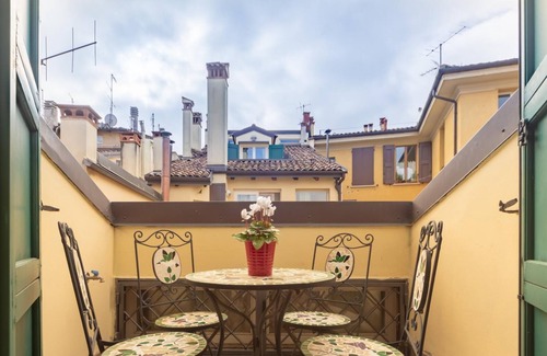 Historic Center Apartment | Deluxe Apartment Split Level