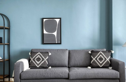 Prudential - St. Botolph Apartment | Deluxe Back Bay 1BR w/Gym, nr Copley T, by Blueground