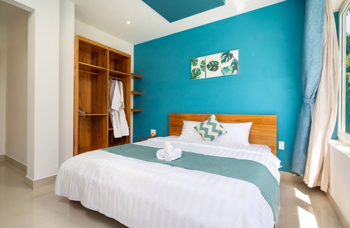 Cam Pho Villa | deluxe double room with balcony - Đào Tiên homestay