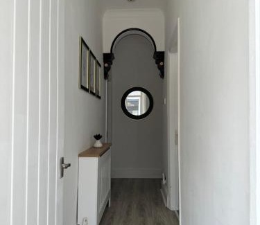 Newcastle-upon-Tyne Apartment | Deluxe Inn Gateshead