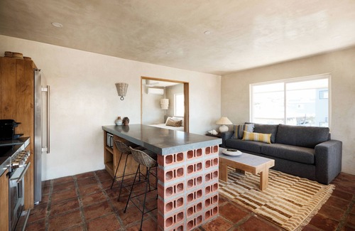 Imperial Beach Apartment | Deluxe One Bedroom King Suite Oceanview