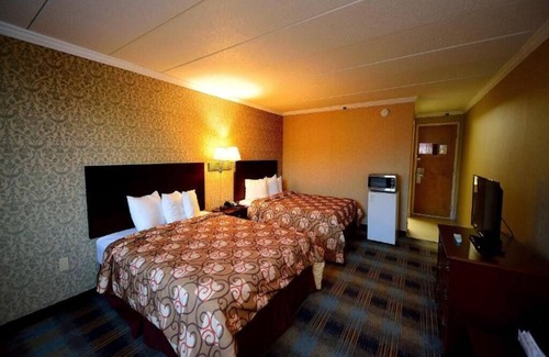 Somerset Hotel | Deluxe Room, Two Queen Beds