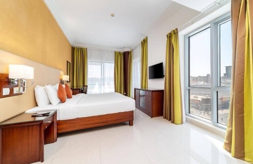 Deira Hotel | Deluxe Studio Near Reef Mall By Luxury Bookings