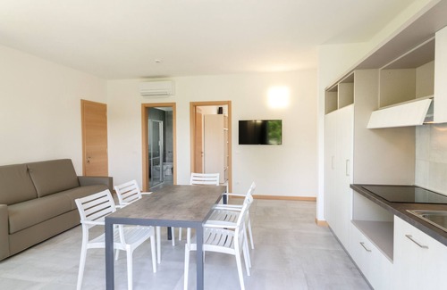 Pieve Vecchia Apartment | Deluxe Suite 2 with Shared Pool and Private Balcony