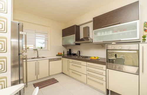 Darmarochori Villa | Deluxe Villa with Pool ‘Myrto’- 3 bedrooms
