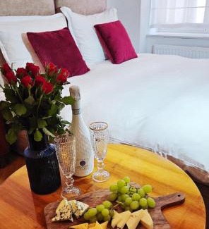 Kazimierz Apartment | Deluxe Vintage Chic Apartment - Kazimierz Old Town