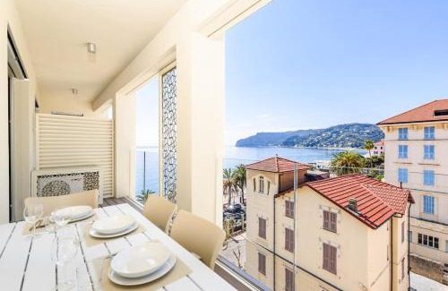 Spotorno Apartment | -DeLuxe Vision- Fronte Mare, Spiaggia e Parcheggio