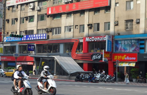 Zhongzheng House | Deluxe2BR/Near NTNU Ximen Gutting / Huge/sleep6