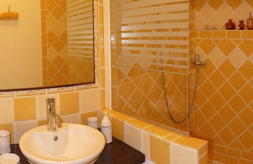 Brissac Bed & Breakfast | Demeure cévenol Les Rameaux