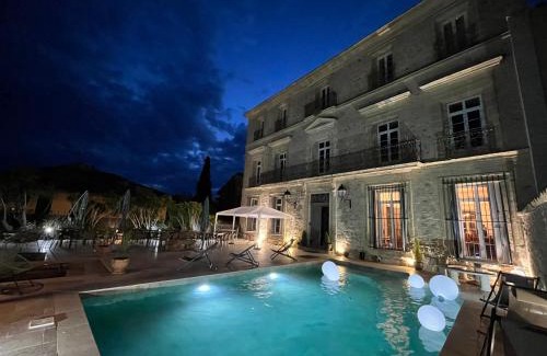 Neffies House | Demeure Sainte Clotilde, événementiel et chambres d'hôtes à Neffies
