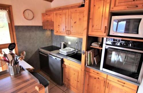Hauteluce Apartment | Demi-Chalet 4 Pièces, 8 Pers. aux Saisies - FR-1-594-304