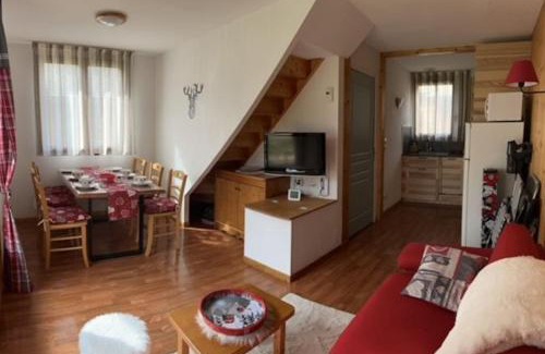 Saint-Etienne-en-Devoluy Ski Chalet | Demi-Chalet 6 à 8 pers, proche piste