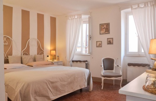 Lerici House | Demivie Guesthouse