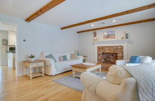 South Dennis House | Dennis Retreat 4 Mi to Mayflower Beach!