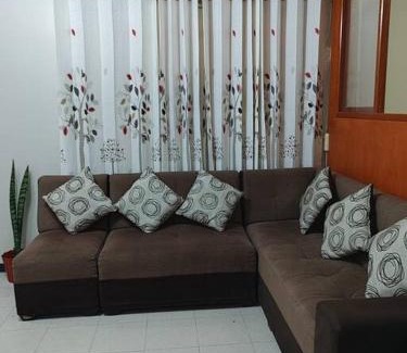 Coronel Gregorio Albarracin Lanchipa Apartment | Departamento 4 camas 3 hab