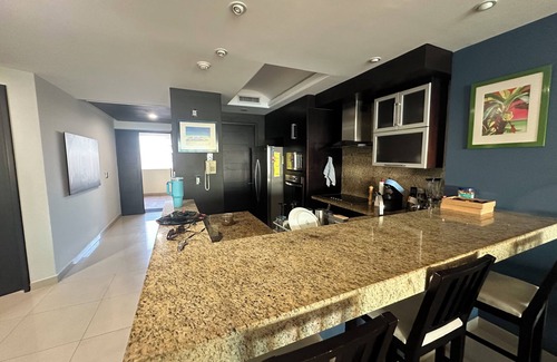 Cerritos Condo | Departamento de lujo, con regulación de primer mundo, playa privada y sin música
