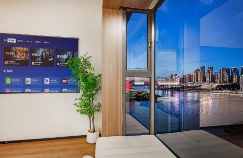 Yuzhong Apartment | Deptour Riverview aparment-ChaoTianMen