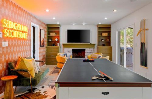 Sunburst Estates House | Desert Air 5 Br Sports Court Pool Arcade Hot Tub