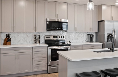 St. George Condo | Desert Disney: Desert Color Lagoon + Beaches