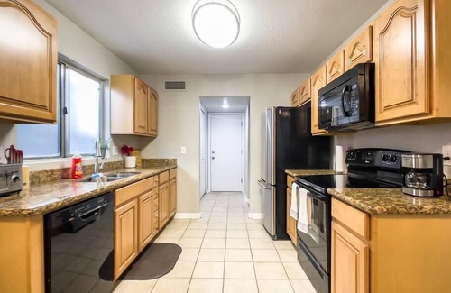 Chandler House | Desert Oasis - 3bdr luxury home pool/game room