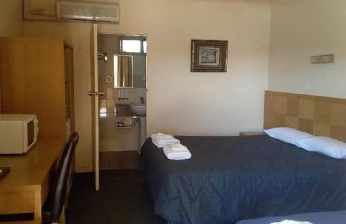 Broken Hill Hotel | Desert Sand Motor Inn