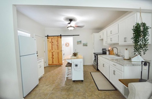 Foothills House | Deserts Edge Casita with RV parking and hook ups