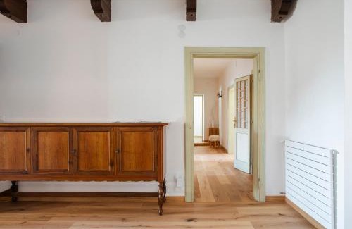 Tarvisio Apartment | Design alpino in centro con balcone e parcheggio