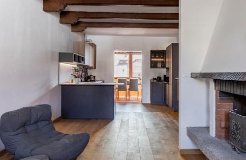 Tarvisio Apartment | Design alpino in centro con balcone e parcheggio