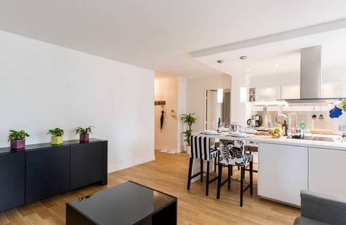 Gambetta Apartment | Design Apartment @ Paris La Defense