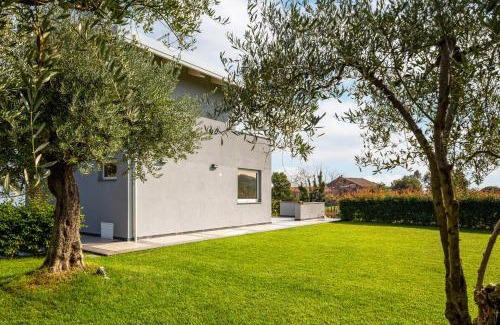 Piedimonte Etneo Villa | Design Villa in Piedimonte Etneo