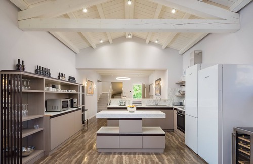 Rezanci Villa | Design Villa Sole * with 48m² heated pool, game room, fitness & spa house