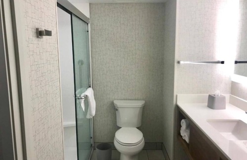 East Pasadena House | Designed for the smart traveler, we offer a clean and comfortable stay.