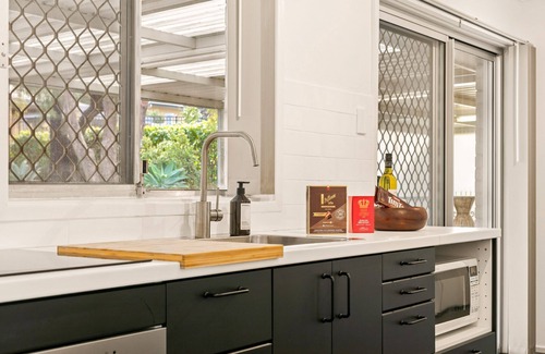 Karrinyup House | Designed Stay-Convenient, Coastal, Comfortable