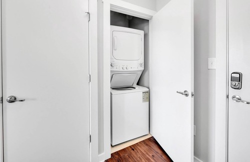 Plaza Midwood Apartment | Designer 1BR in Vibrant Neighborhood