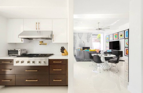 Chino Canyon House | Designer 4-Bedroom Home with Pool - LuxeLife!